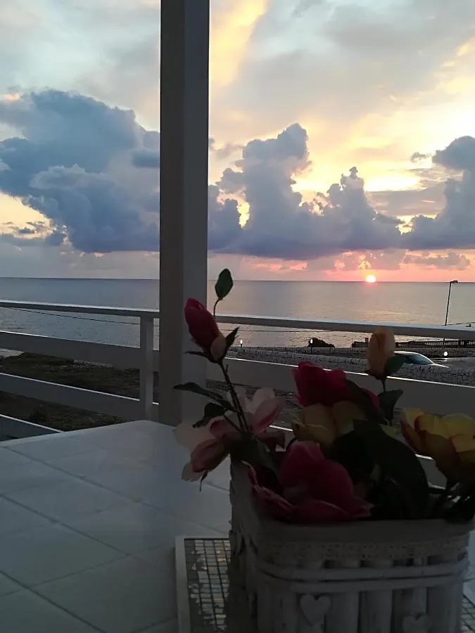 Vista Mare Tra I Luoghi Di Montalbano 0*, Punta Secca