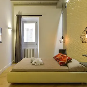 Eve Luxury Pantheon , Rome Italy