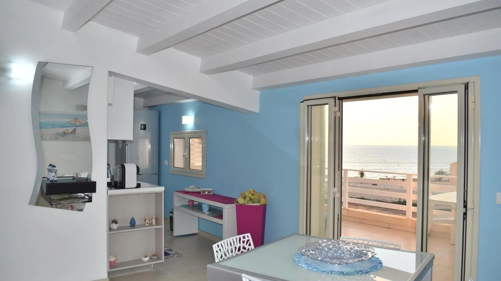 Holiday home Vista Mare Tra I Luoghi Di Montalbano