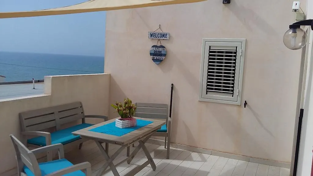 Holiday home Vista Mare Tra I Luoghi Di Montalbano