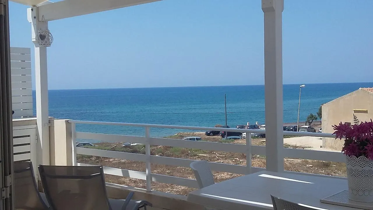 Vista Mare Tra I Luoghi Di Montalbano 0*, Punta Secca Italy